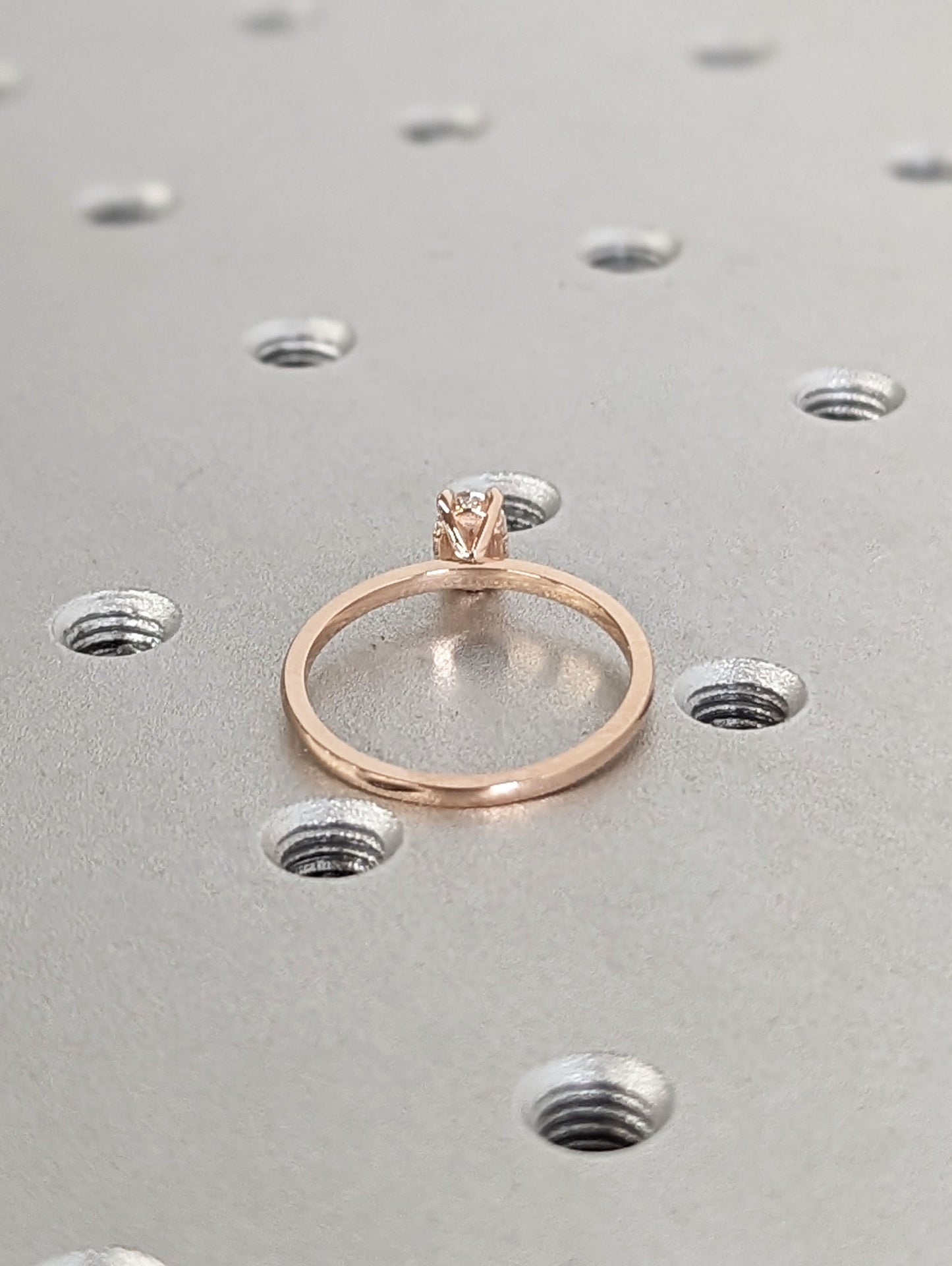 1.2 CT Round Solitaire Moissanite Engagement Ring