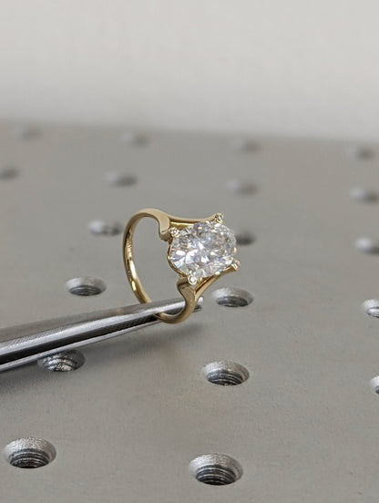 1.2 CT Round Solitaire Moissanite Engagement Ring