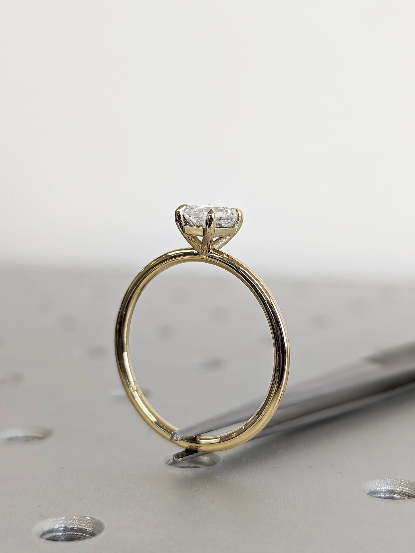 1.2 CT Round Solitaire Moissanite Engagement Ring