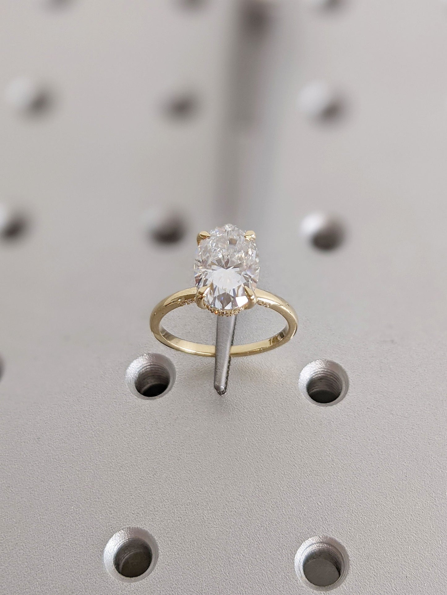 1.2 CT Round Solitaire Moissanite Engagement Ring
