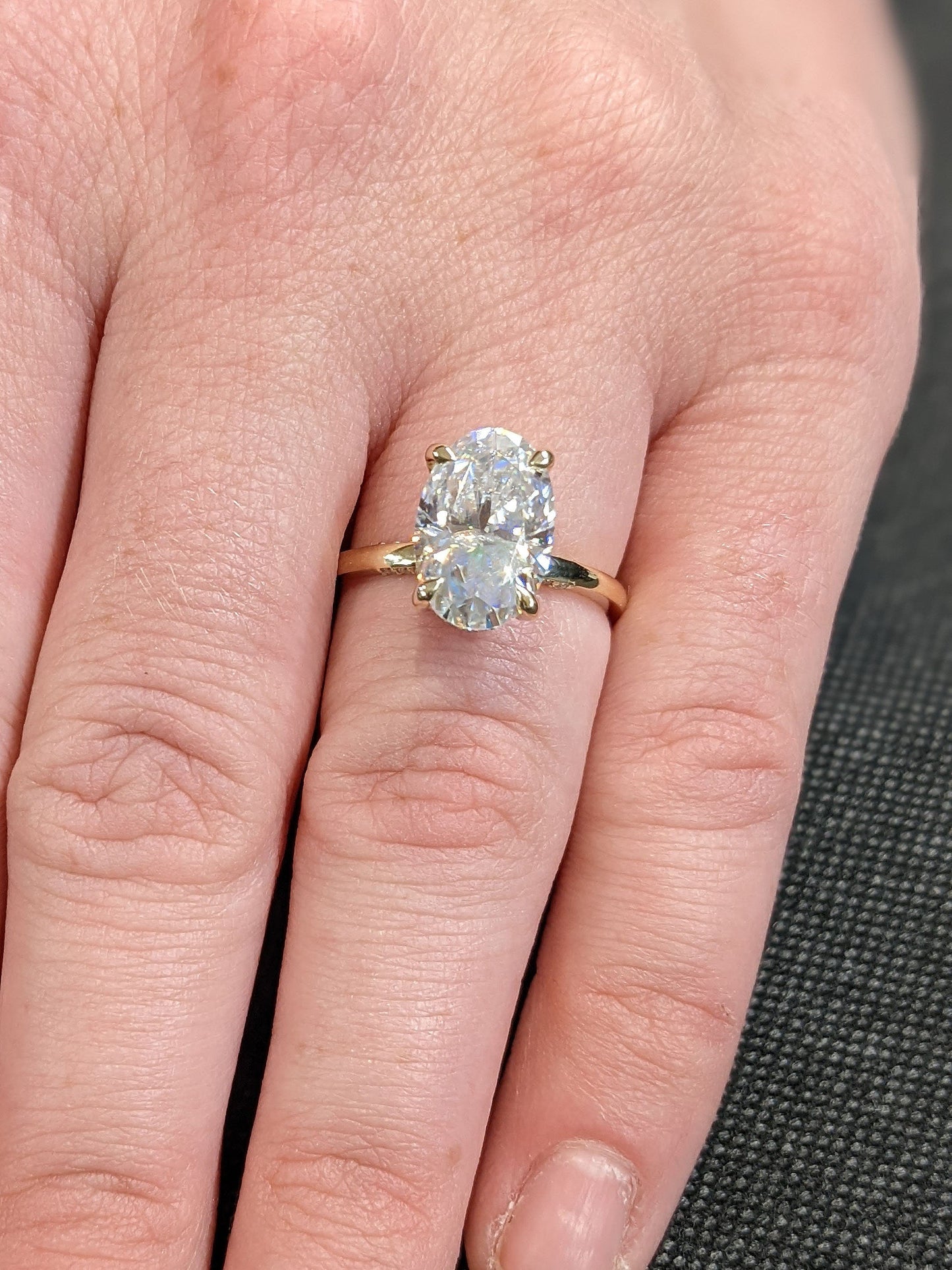 1.2 CT Round Solitaire Moissanite Engagement Ring