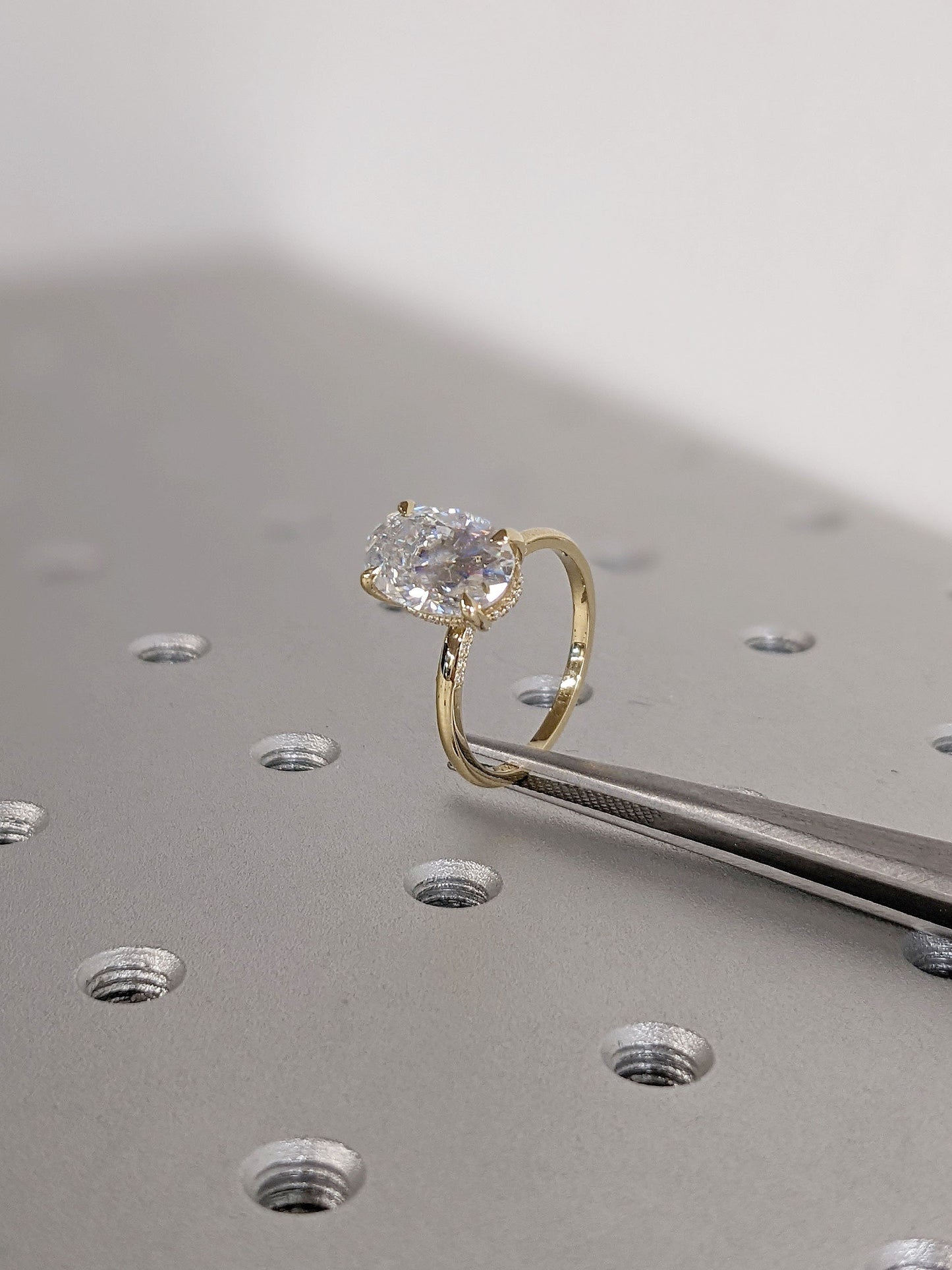 1.2 CT Round Solitaire Moissanite Engagement Ring