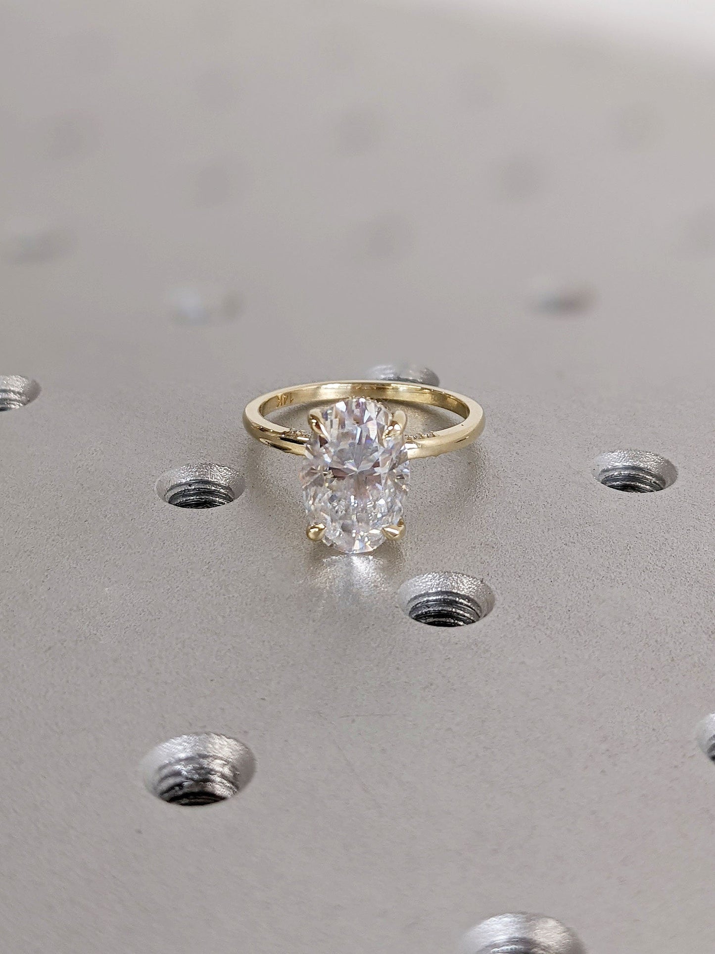1.2 CT Round Solitaire Moissanite Engagement Ring