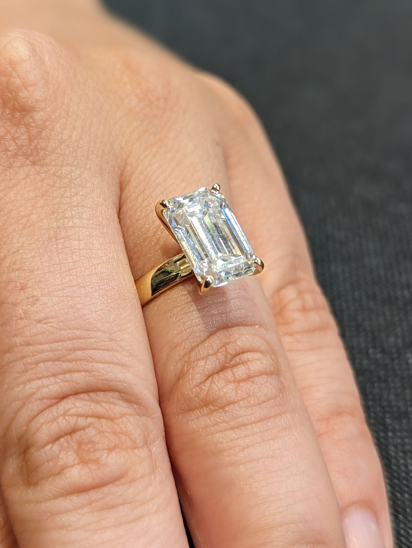 1.2 CT Round Solitaire Moissanite Engagement Ring