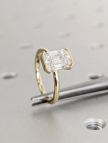 1.2 CT Round Solitaire Moissanite Engagement Ring