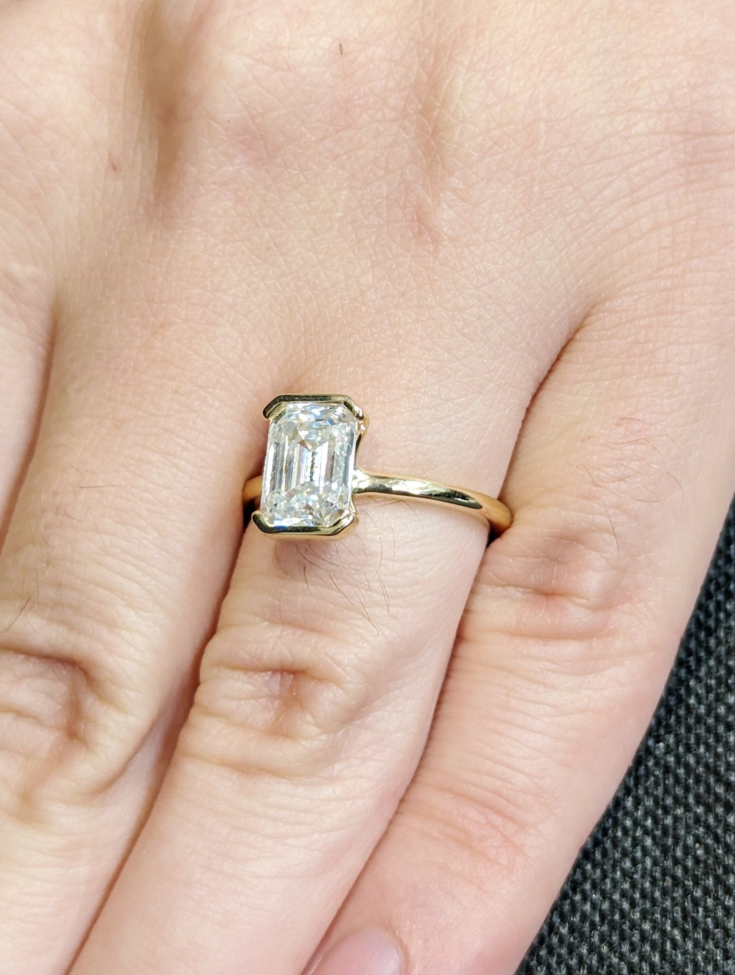 1.2 CT Round Solitaire Moissanite Engagement Ring