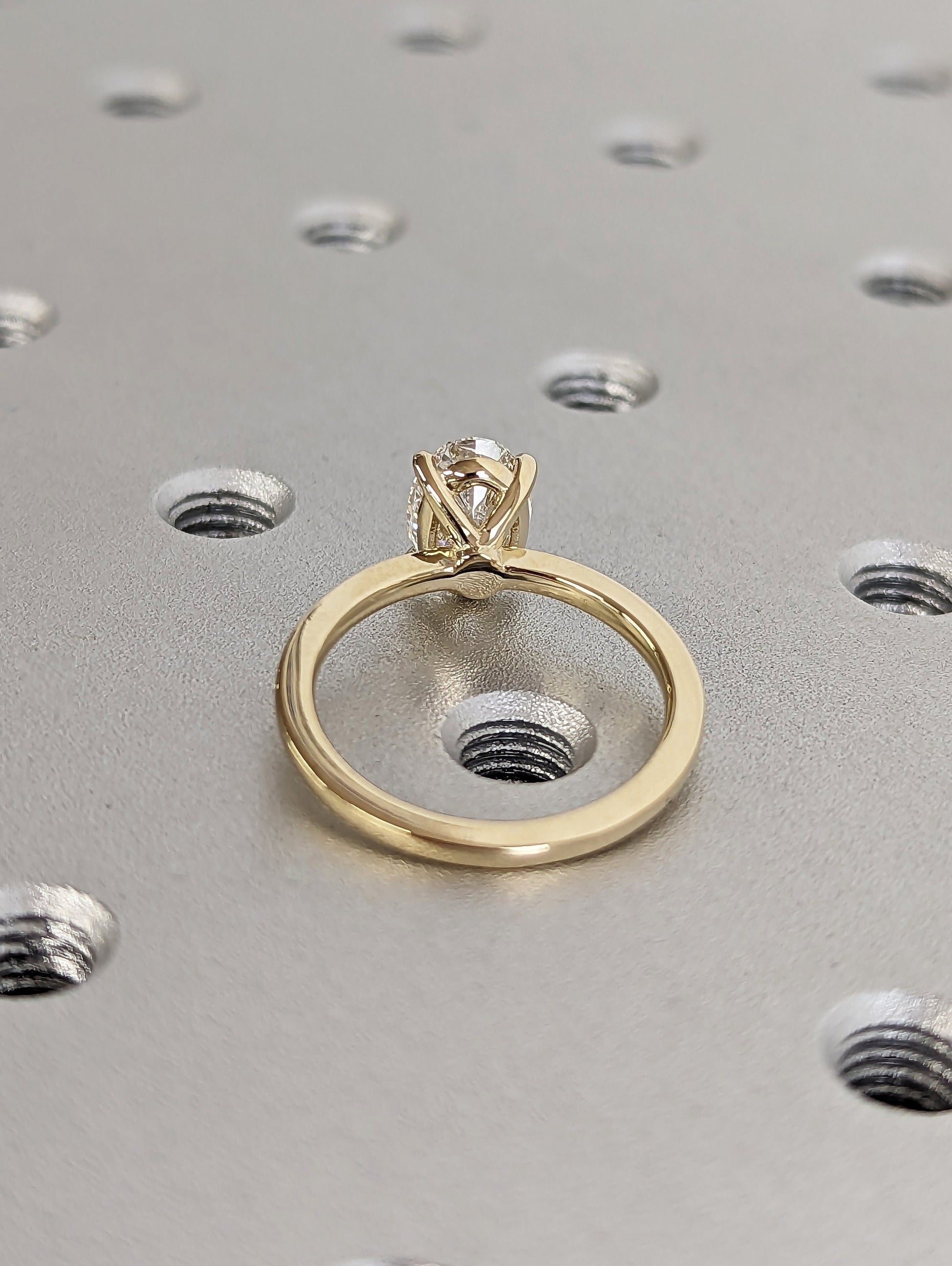 1.2 CT Round Solitaire Moissanite Engagement Ring