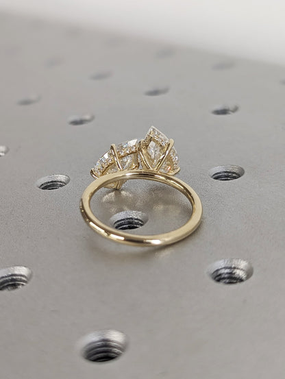 1.2 CT Round Solitaire Moissanite Engagement Ring