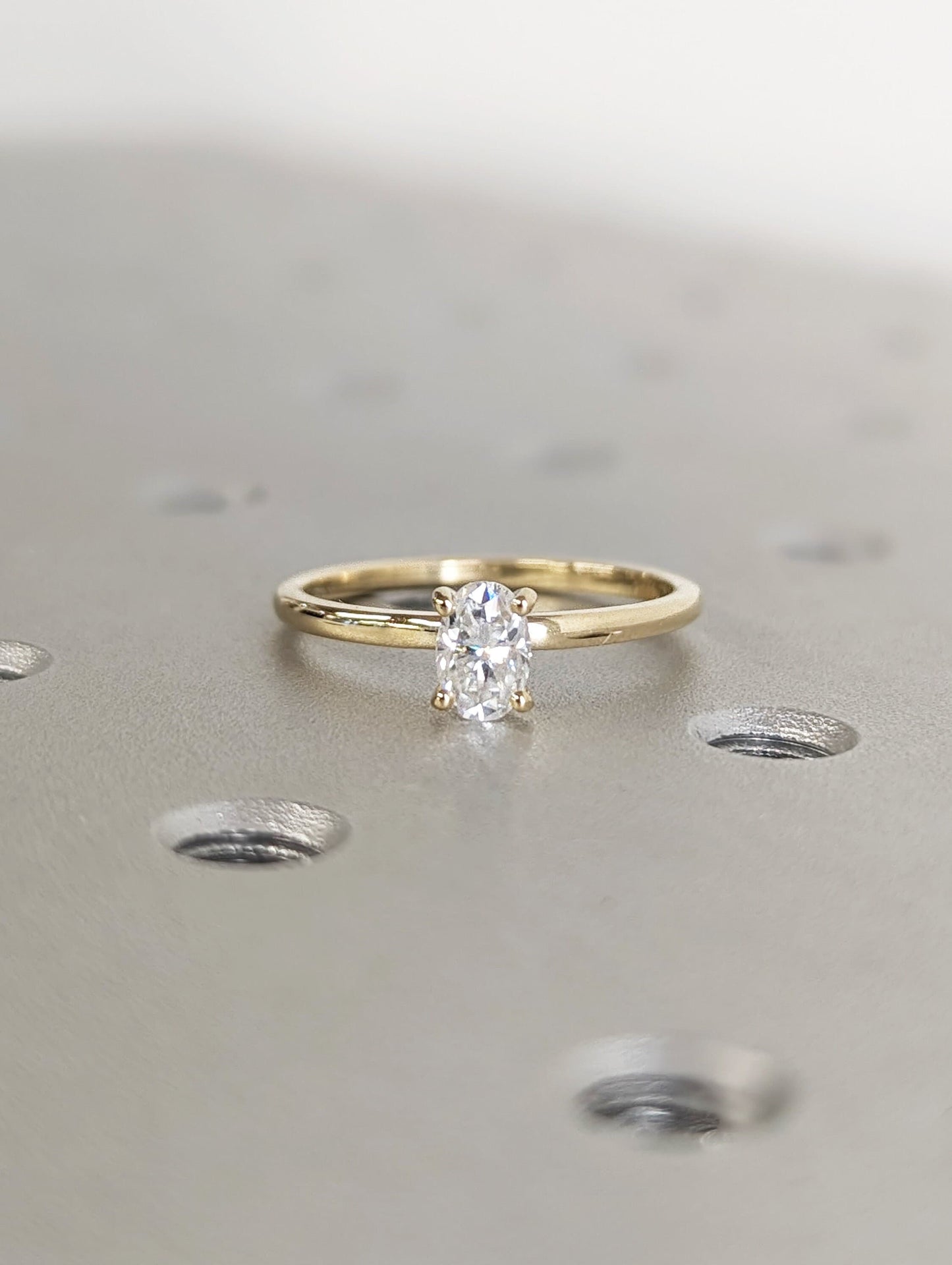 1.2 CT Round Solitaire Moissanite Engagement Ring