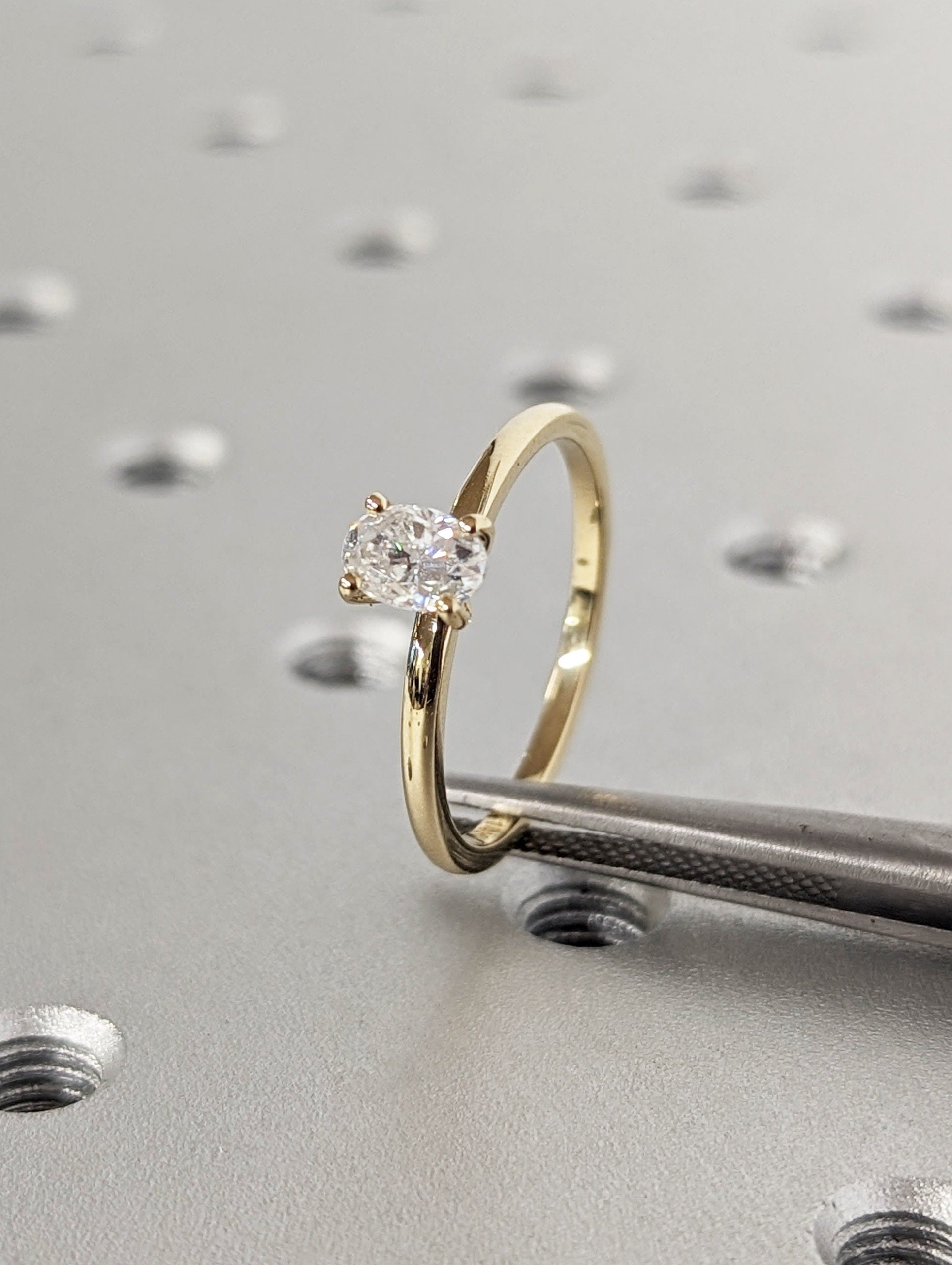 1.2 CT Round Solitaire Moissanite Engagement Ring