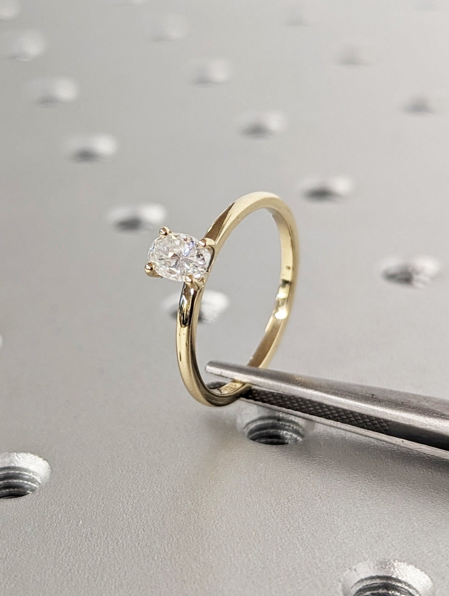 1.2 CT Round Solitaire Moissanite Engagement Ring
