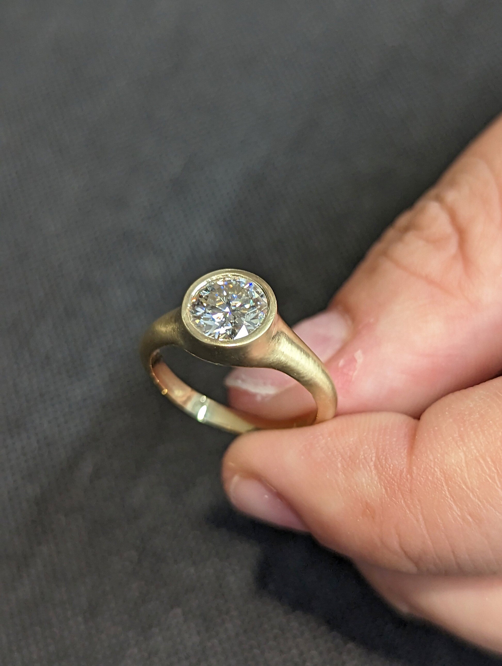 1.2 CT Round Solitaire Moissanite Engagement Ring