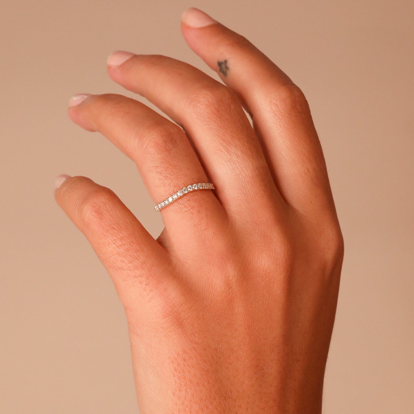 0.33 TCW Round Curved Moissanite Wedding Band