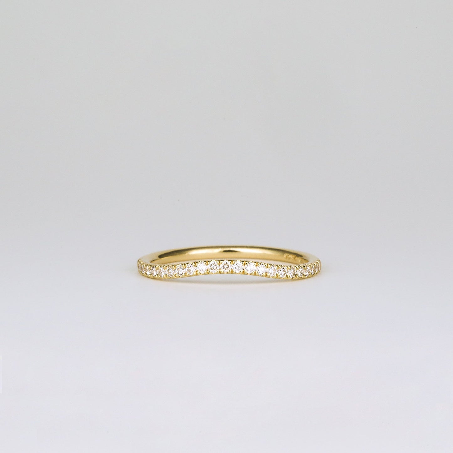 0.21 TCW Round Curved Moissanite Wedding Band