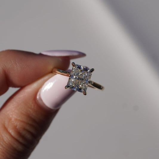 2.6 CT Radiant Solitaire Moissanite Engagement Ring