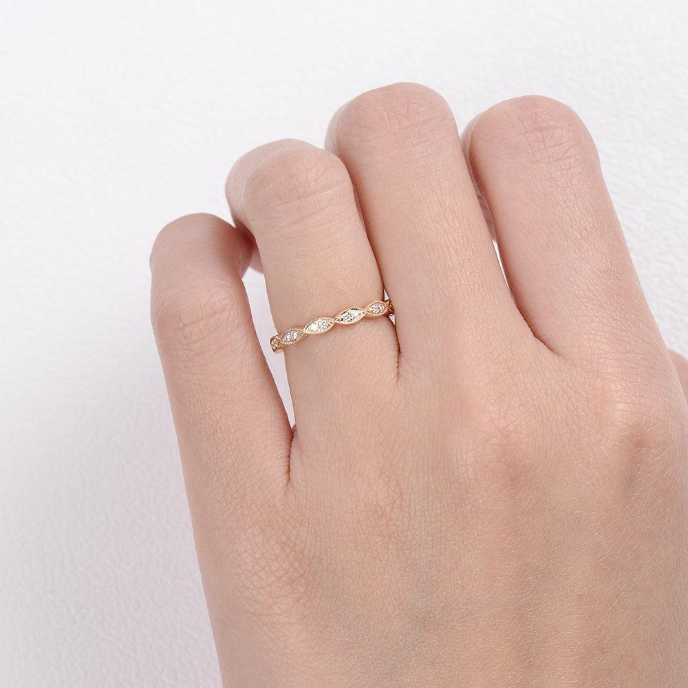 0.16 TCW Round Milgrain Moissanite Wedding Band
