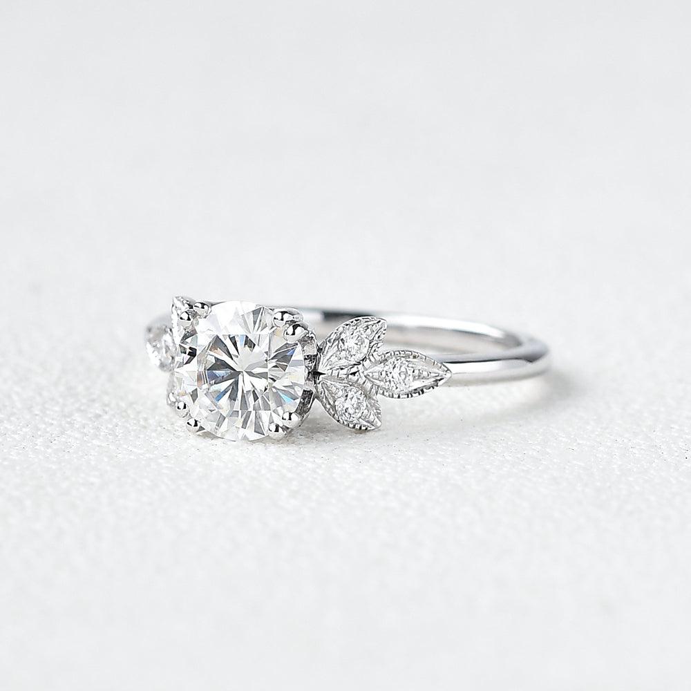 1 CT Round Cluster Moissanite Engagement Ring