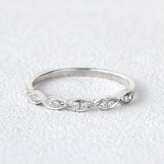 0.14 TCW Round Milgrain Moissanite Wedding Band