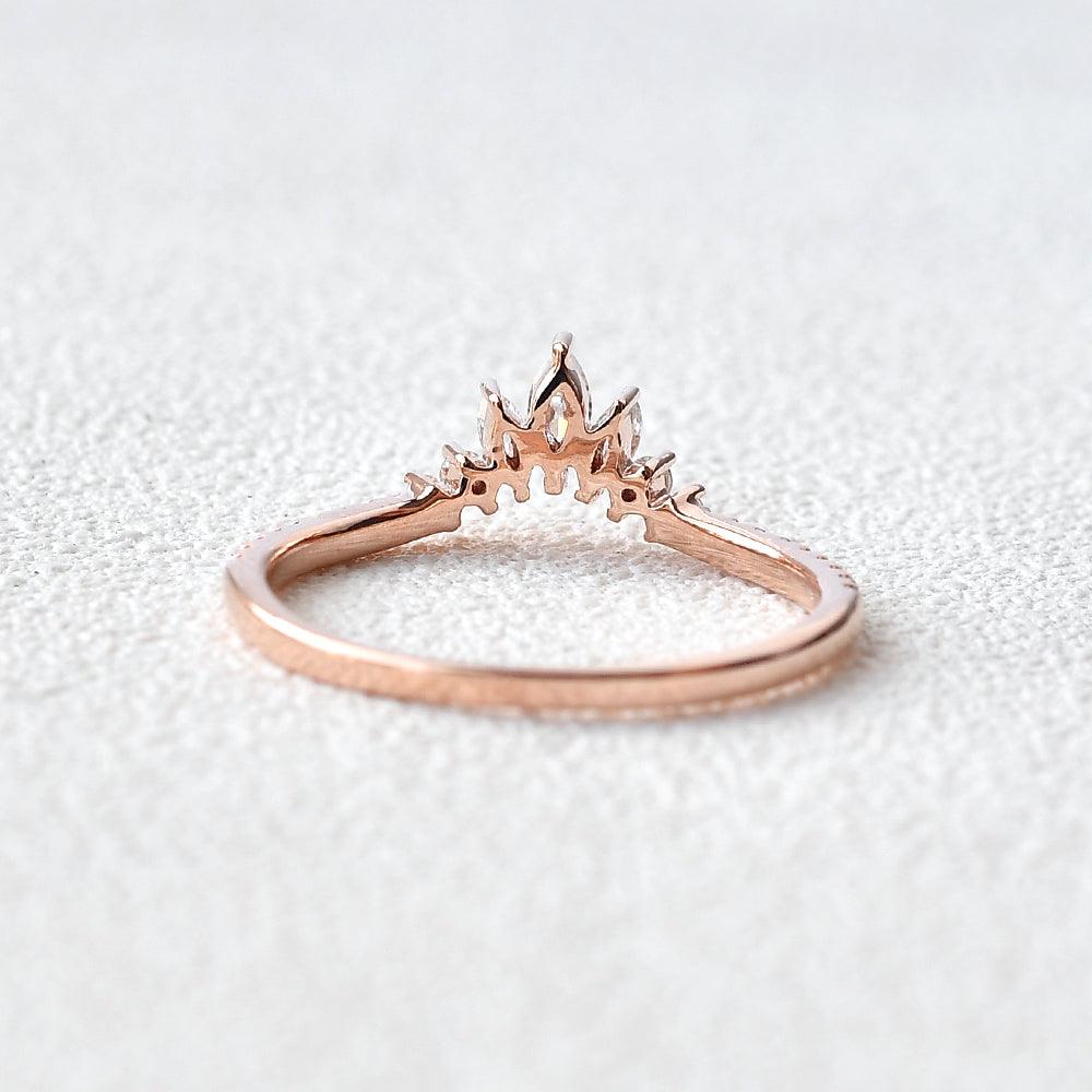 0.36 TCW Marquise & Round Curved Moissanite Wedding Band