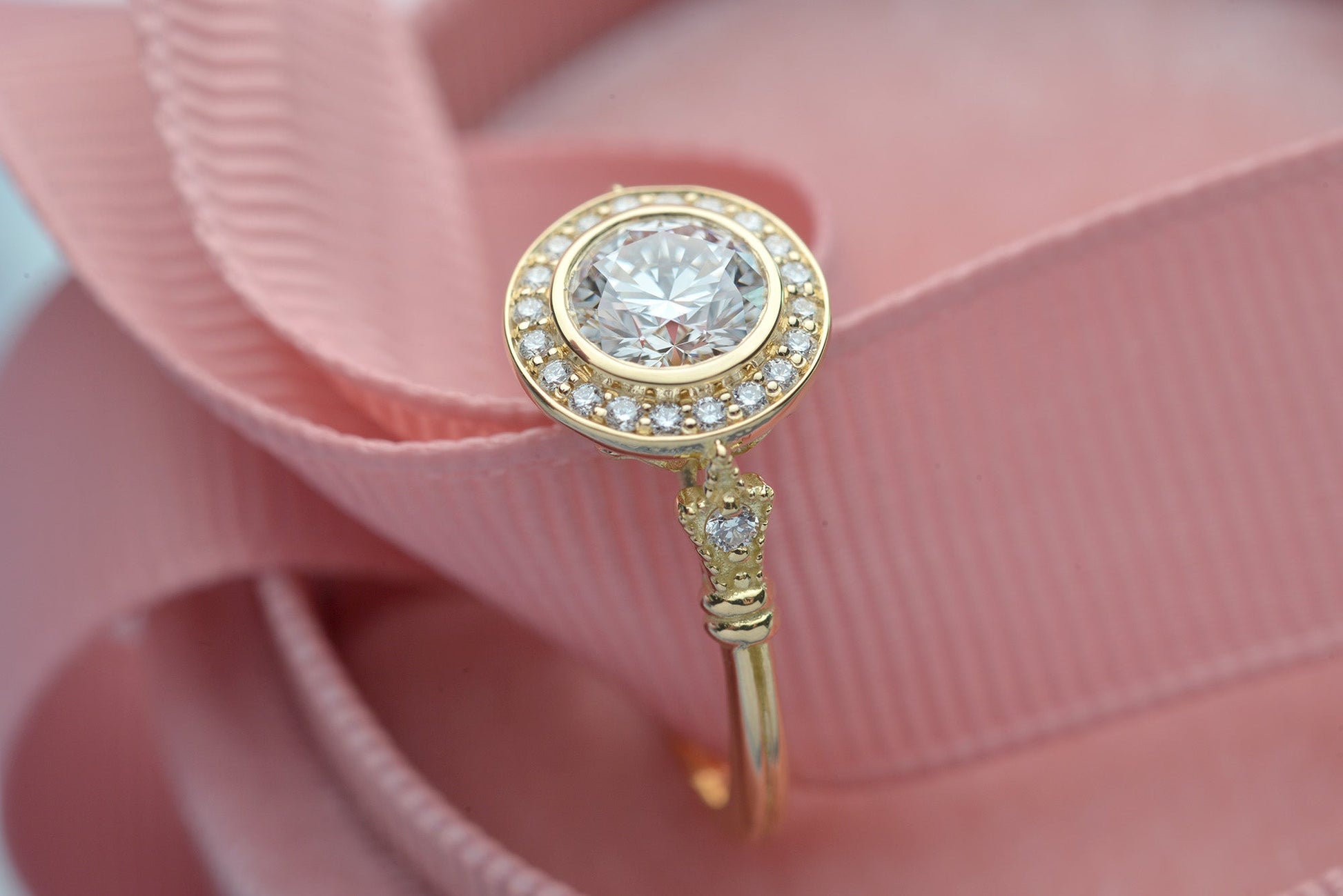 0.7 CT Round Halo & Pave Bezel Moissanite Engagement Ring