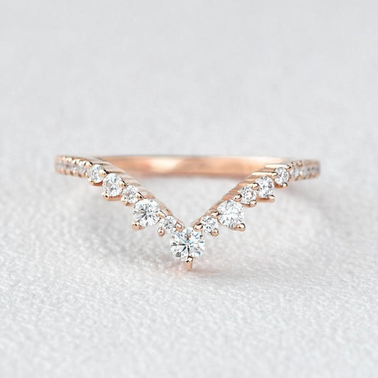 0.25 TCW Round Curved Moissanite Wedding Band