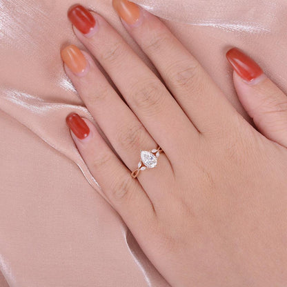 1.52 CT Pear Cluster Moissanite Engagement Ring