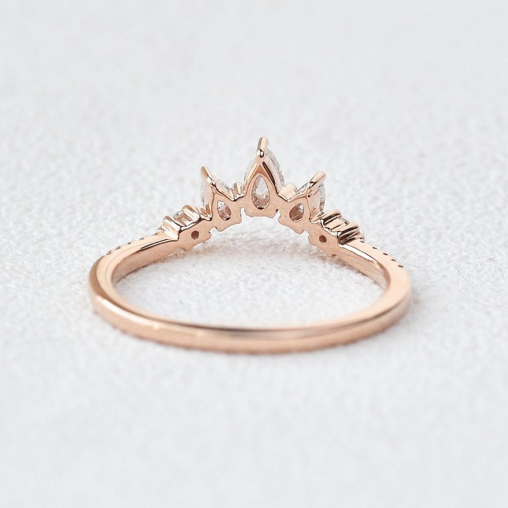 0.2 TCW Marquise & Round Curved Moissanite Wedding Band