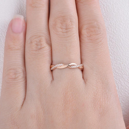 0.12 TCW Round Twisted Moissanite Wedding Band