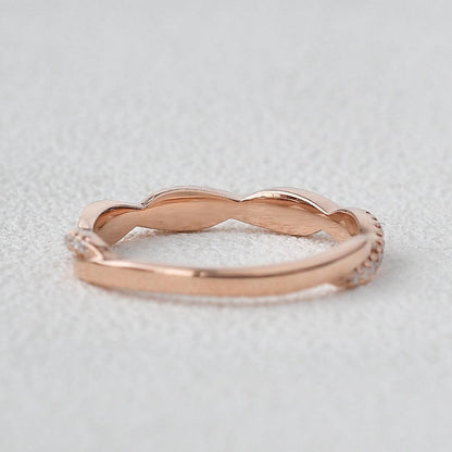 0.12 TCW Round Twisted Moissanite Wedding Band