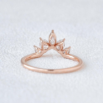 0.6 TCW Marquise & Pear Curved Moissanite Wedding Band