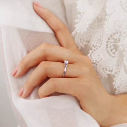 0.5 CT Round Solitaire Moissanite Engagement Ring