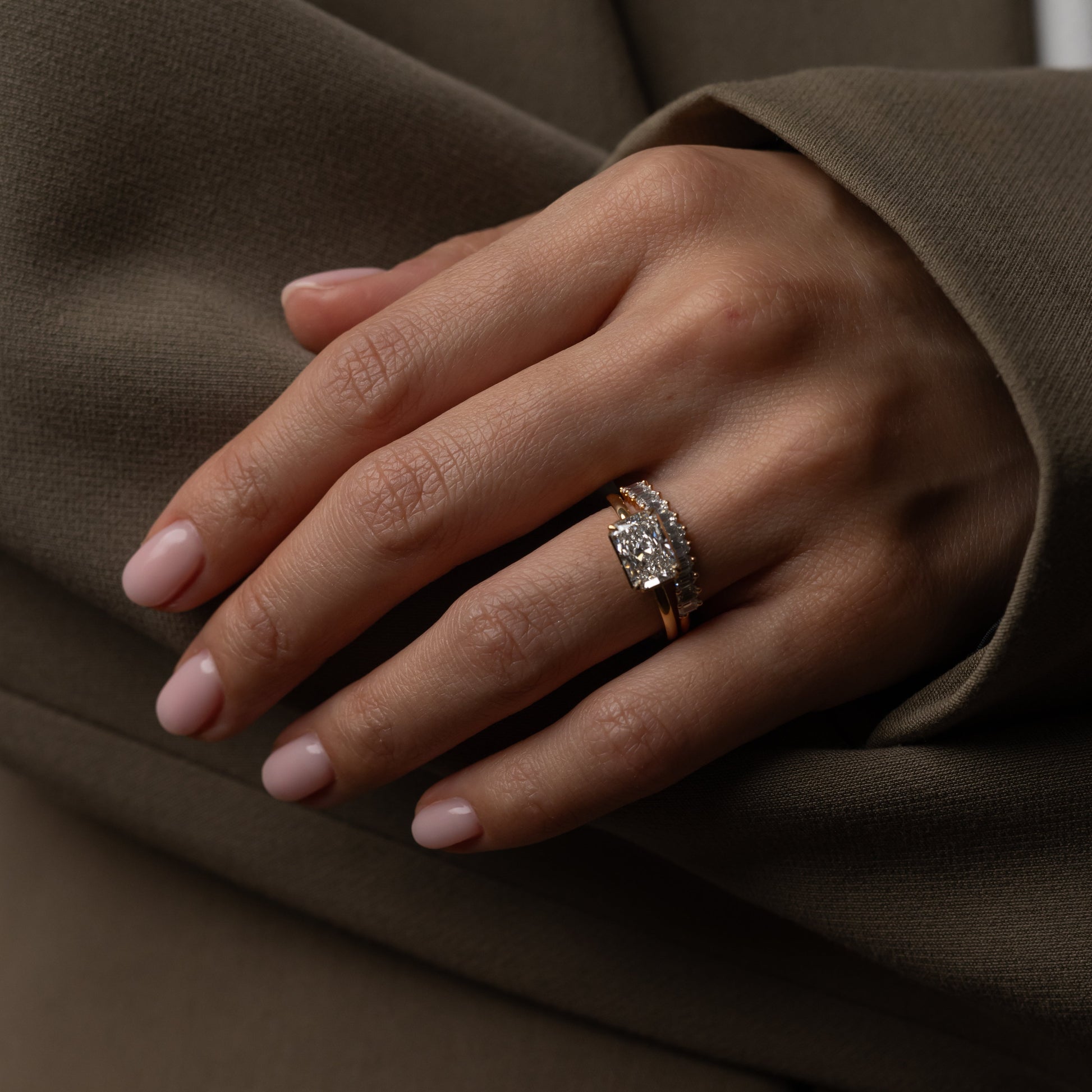 0.68 TCW Emerald Curved Moissanite Wedding Band