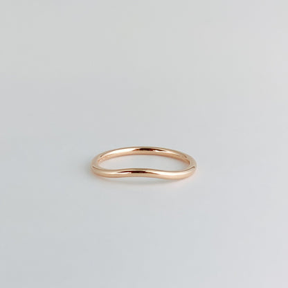 Classic Curved Wedding Band