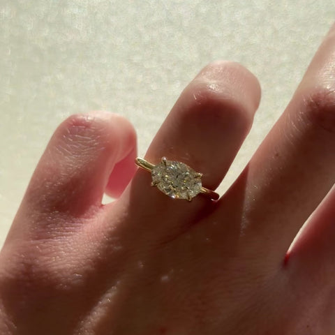 2 CT Oval Solitaire Moissanite Engagement Ring