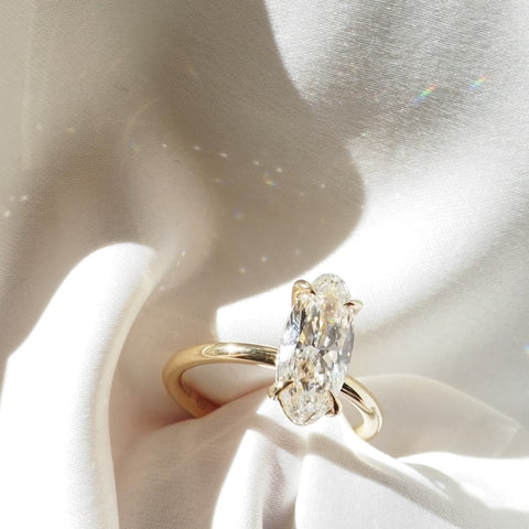 2 CT Oval Solitaire Moissanite Engagement Ring