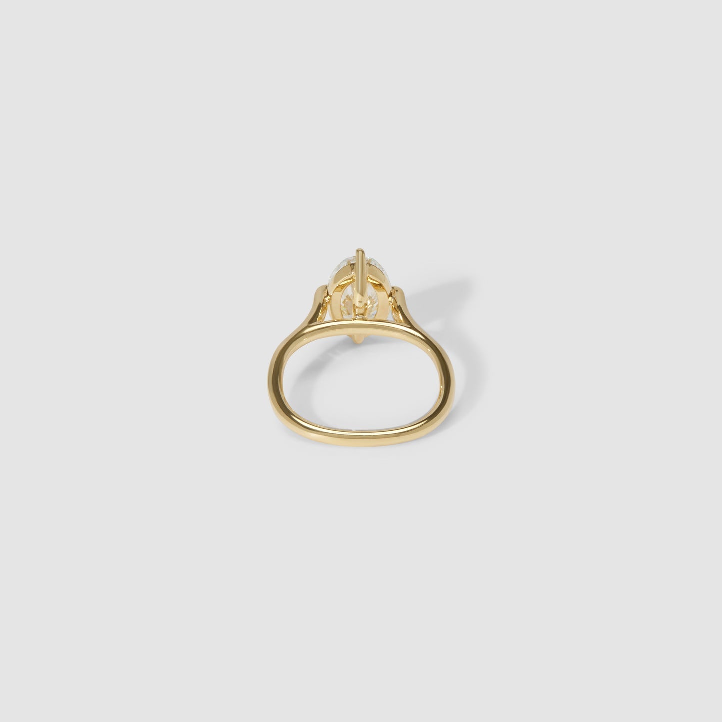 1 CT Oval Solitaire Moissanite Engagement Ring