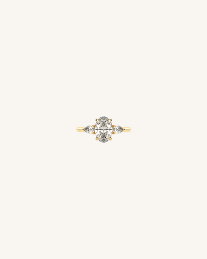 2 CT Oval Three Stone Moissanite Engagement Ring