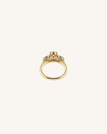 2 CT Oval Three Stone Moissanite Engagement Ring