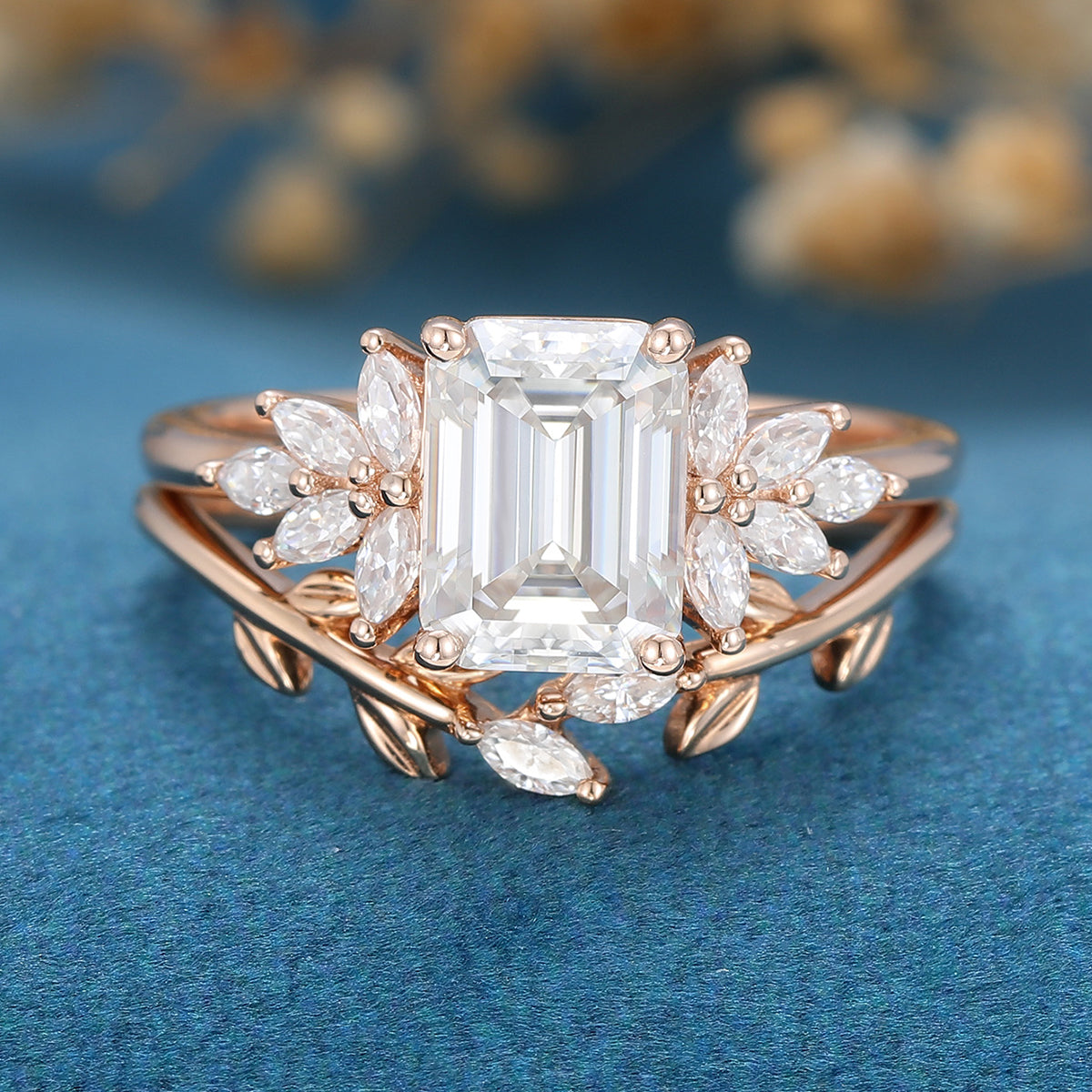 1.6 CT Emerald Cluster Moissanite Bridal Set