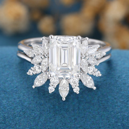 1.6 CT Emerald Cluster Moissanite Bridal Set