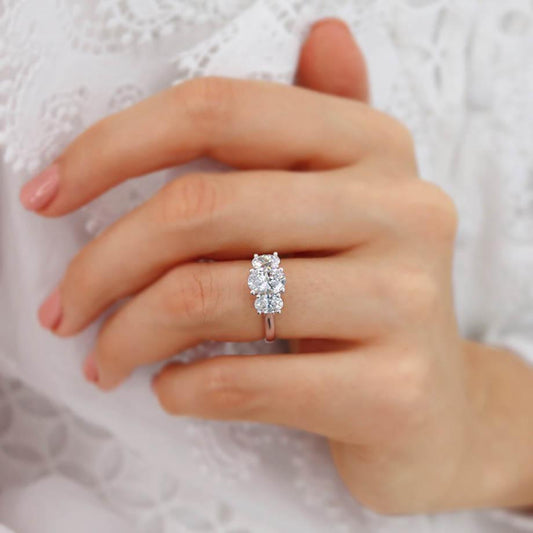 1.5 CT Oval Three Stone Moissanite Engagement Ring