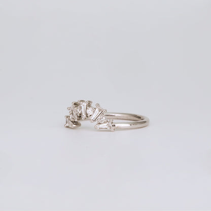 0.48 TCW Tapered Baguette & Round Curved Moissanite Wedding Band