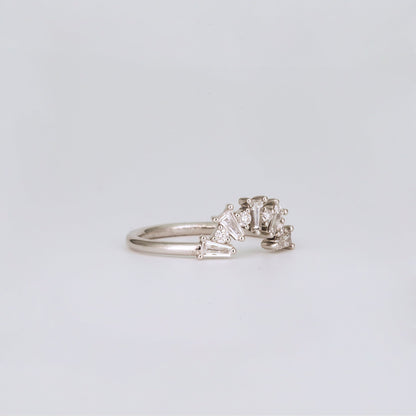 0.48 TCW Tapered Baguette & Round Curved Moissanite Wedding Band