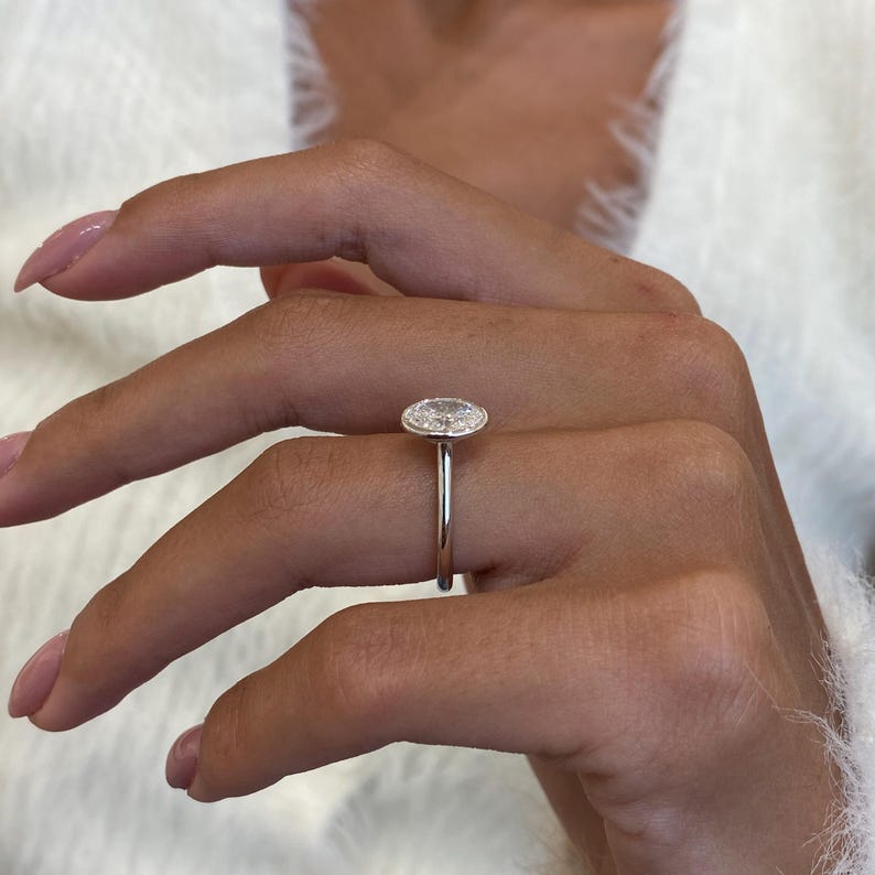 1 CT Oval Bezel Moissanite Engagement Ring