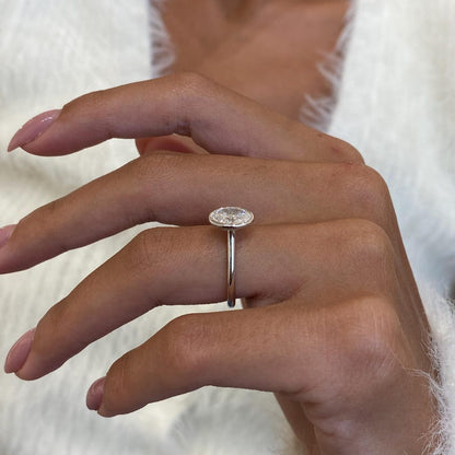 1 CT Oval Bezel Moissanite Engagement Ring