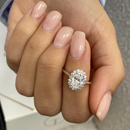 1 CT Oval Halo Moissanite Engagement Ring