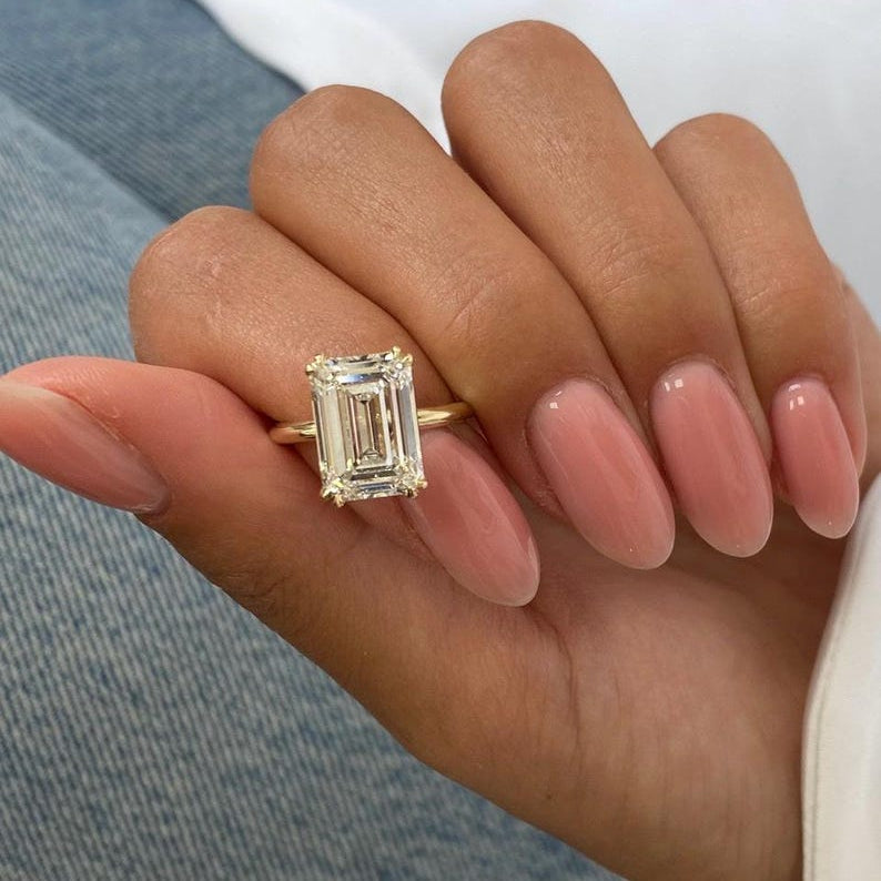 5 CT Emerald Solitaire Moissanite Engagement Ring