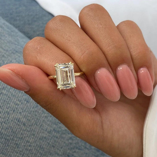 5 CT Emerald Solitaire Moissanite Engagement Ring
