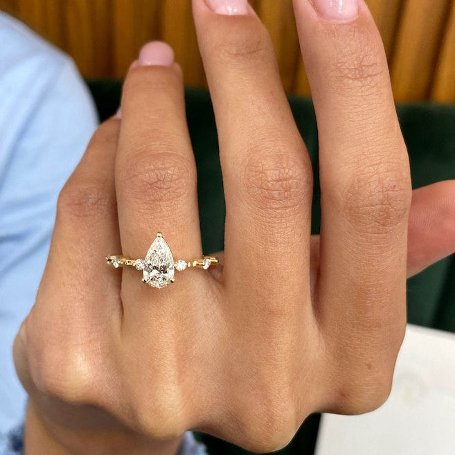 1 CT Pear Dainty Moissanite Engagement Ring