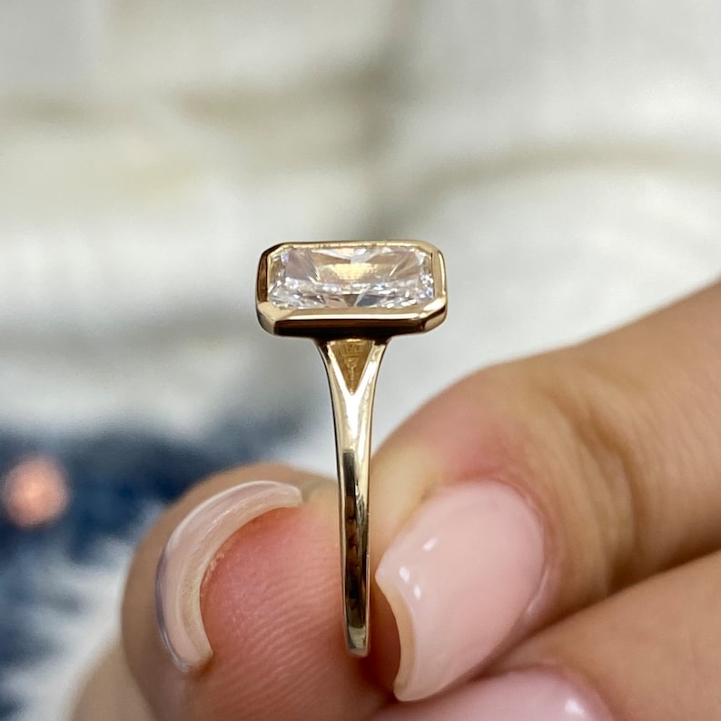 2 CT Radiant Bezel Moissanite Engagement Ring